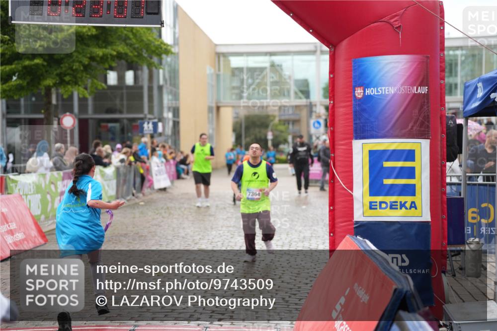 12.06.2026 - Holstenköstenlauf LAZAROV Photography http://msf.ph/oto/9743509 12.06.2026 17:08:00 Laufen 7364, 60, 13 meine-sportfotos.de