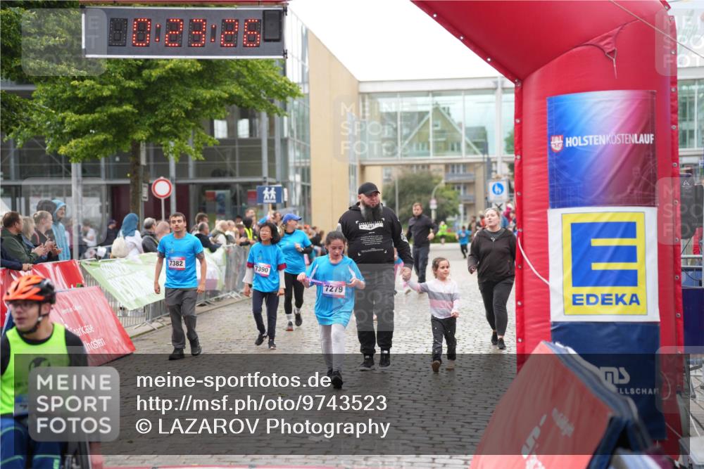 12.06.2026 - Holstenköstenlauf LAZAROV Photography http://msf.ph/oto/9743523 12.06.2026 17:08:24 Laufen 10, 88, 88, 7382, 7390, 7279, 2 meine-sportfotos.de