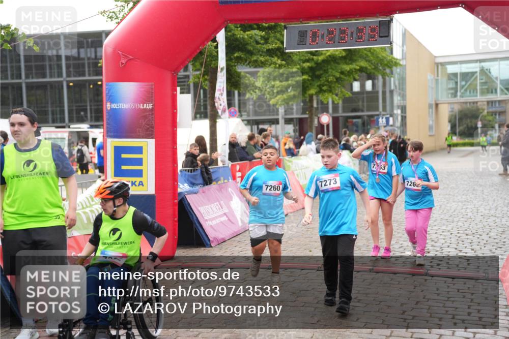 12.06.2026 - Holstenköstenlauf LAZAROV Photography http://msf.ph/oto/9743533 12.06.2026 17:08:37 Laufen 39, 7327, 7260, 7273, 763, 726 meine-sportfotos.de