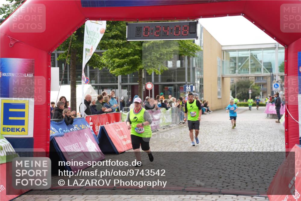 12.06.2026 - Holstenköstenlauf LAZAROV Photography http://msf.ph/oto/9743542 12.06.2026 17:09:07 Laufen 7361, 7001 meine-sportfotos.de