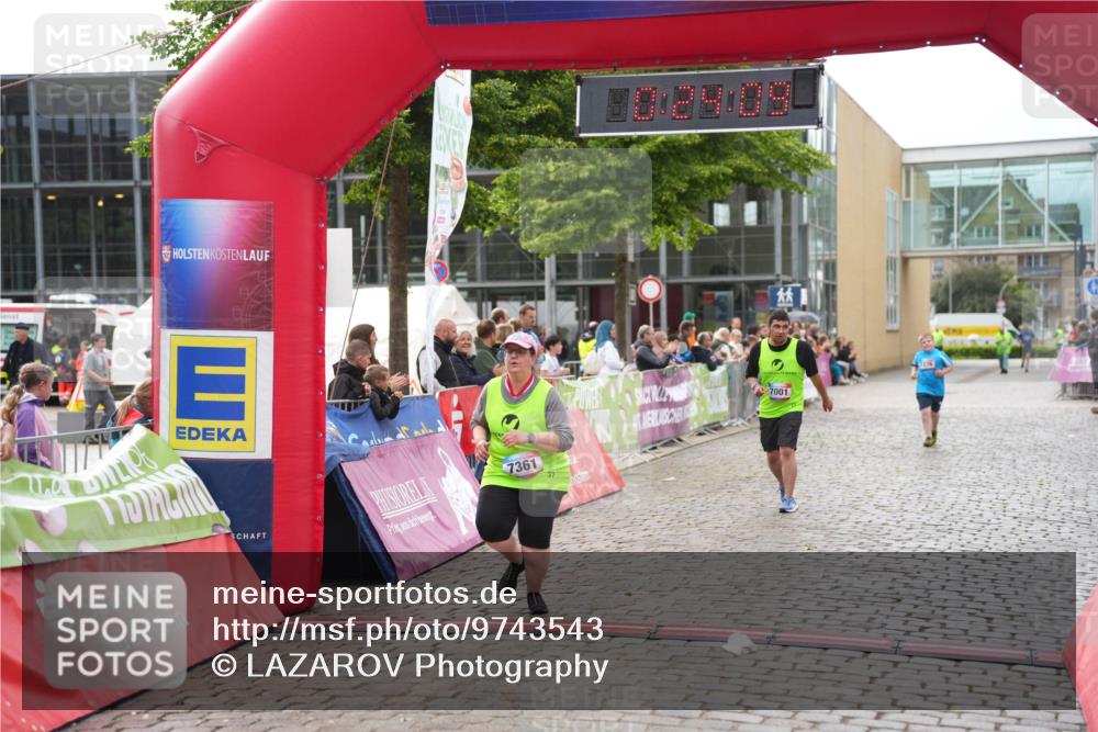 12.06.2026 - Holstenköstenlauf LAZAROV Photography http://msf.ph/oto/9743543 12.06.2026 17:09:08 Laufen 7361, 37, 7001, 7276 meine-sportfotos.de