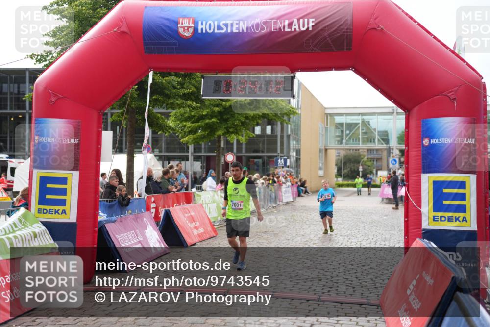 12.06.2026 - Holstenköstenlauf LAZAROV Photography http://msf.ph/oto/9743545 12.06.2026 17:09:11 Laufen 7276, 7001 meine-sportfotos.de