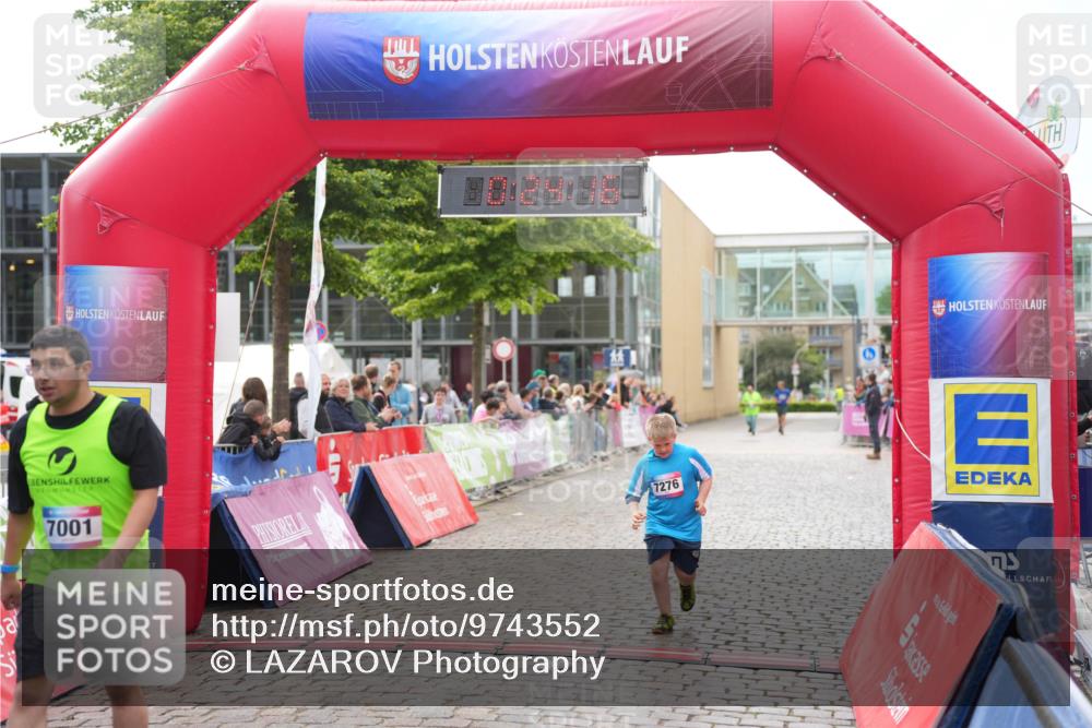 12.06.2026 - Holstenköstenlauf LAZAROV Photography http://msf.ph/oto/9743552 12.06.2026 17:09:15 Laufen 7001, 7276 meine-sportfotos.de
