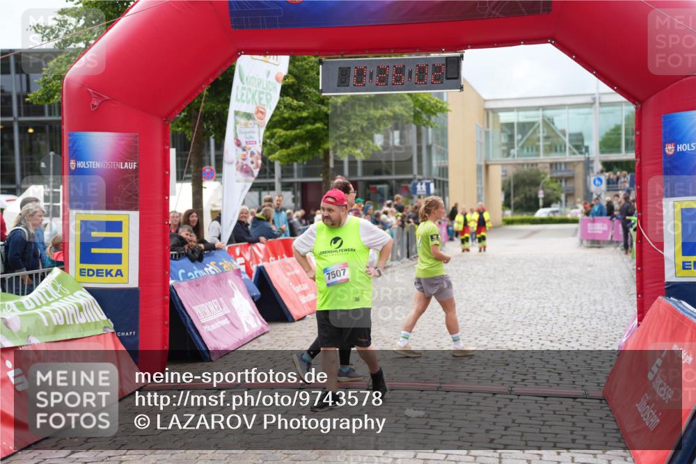 12.06.2026 - Holstenköstenlauf LAZAROV Photography http://msf.ph/oto/9743578 12.06.2026 17:11:00 Laufen 7507, 36 meine-sportfotos.de