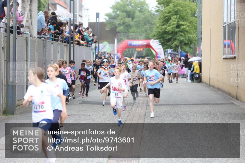 12.06.2026 - Holstenköstenlauf Andreas Tolksdorf http://msf.ph/oto/9743601 12.06.2026 16:48:30 Laufen 1270, 987, 758, 228, 83, 00031, 759, 651 meine-sportfotos.de