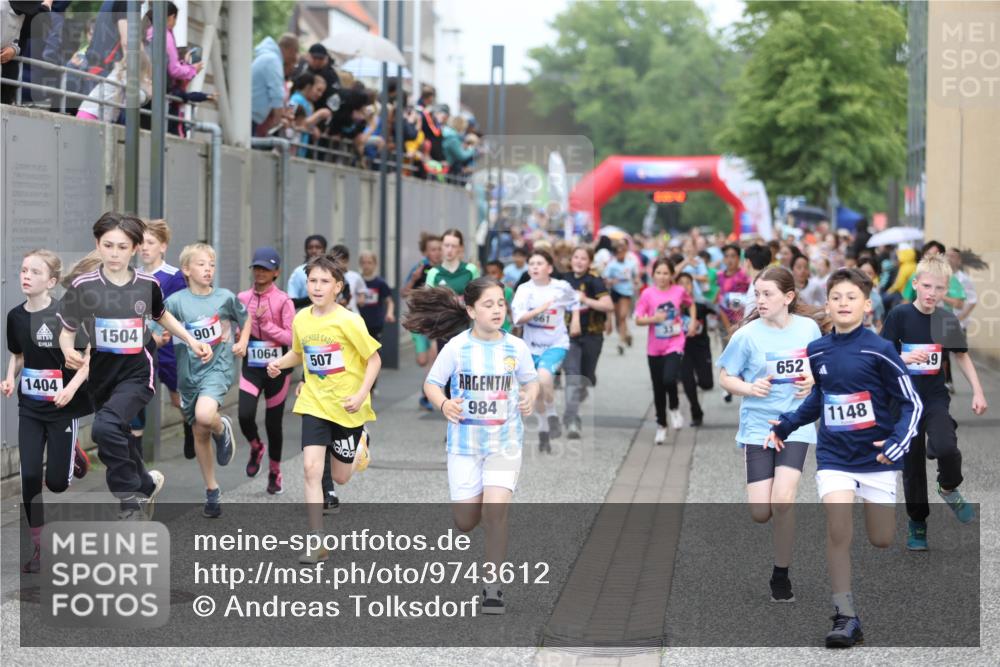 12.06.2026 - Holstenköstenlauf Andreas Tolksdorf http://msf.ph/oto/9743612 12.06.2026 16:48:35 Laufen 1404, 1504, 901, 1064, 507, 984, 661, 652, 1148, 9 meine-sportfotos.de