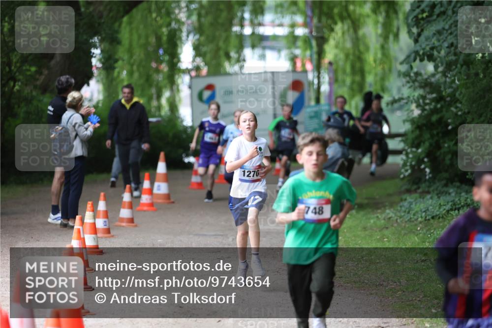 12.06.2026 - Holstenköstenlauf Andreas Tolksdorf http://msf.ph/oto/9743654 12.06.2026 16:52:27 Laufen 1270, 748 meine-sportfotos.de