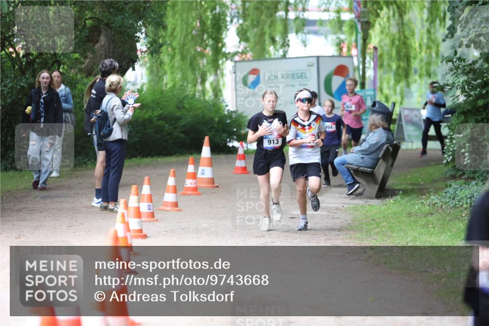 12.06.2026 - Holstenköstenlauf Andreas Tolksdorf http://msf.ph/oto/9743668 12.06.2026 16:52:45 Laufen 913, 994, 564 meine-sportfotos.de