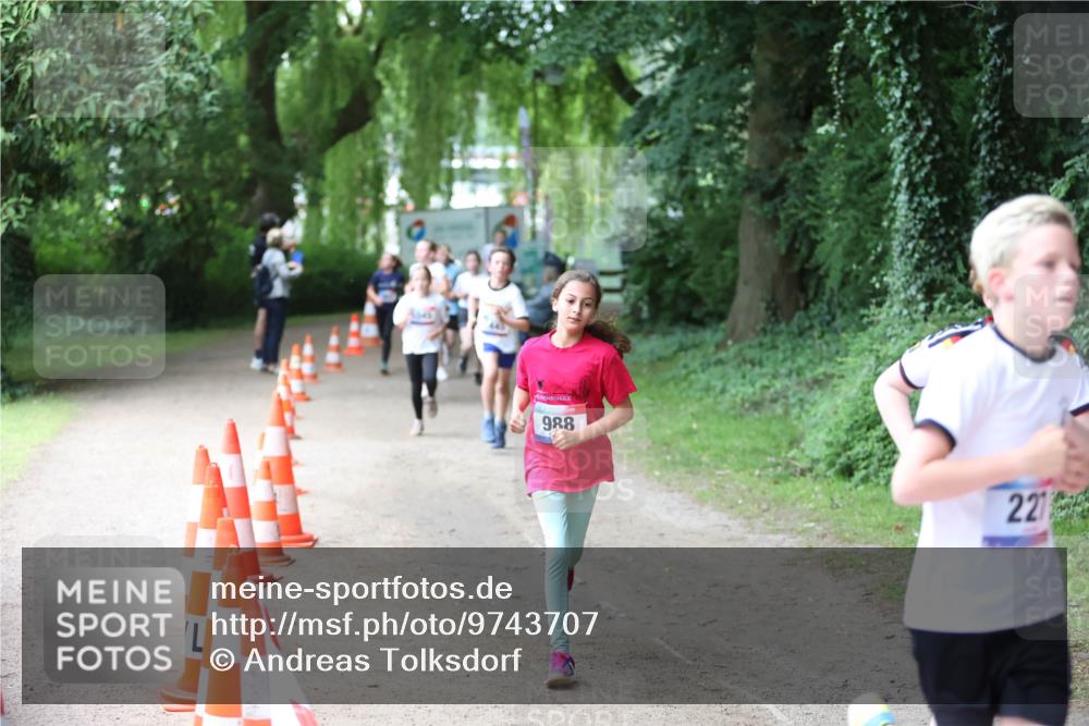 12.06.2026 - Holstenköstenlauf Andreas Tolksdorf http://msf.ph/oto/9743707 12.06.2026 16:53:27 Laufen 988, 221 meine-sportfotos.de
