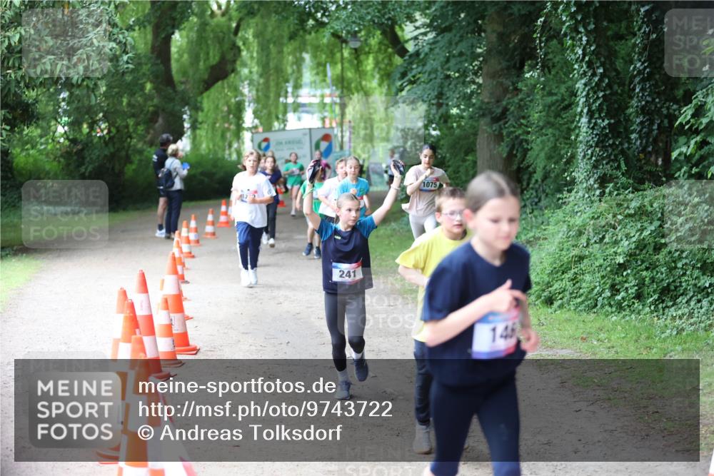 12.06.2026 - Holstenköstenlauf Andreas Tolksdorf http://msf.ph/oto/9743722 12.06.2026 16:53:49 Laufen 241, 1075, 145 meine-sportfotos.de