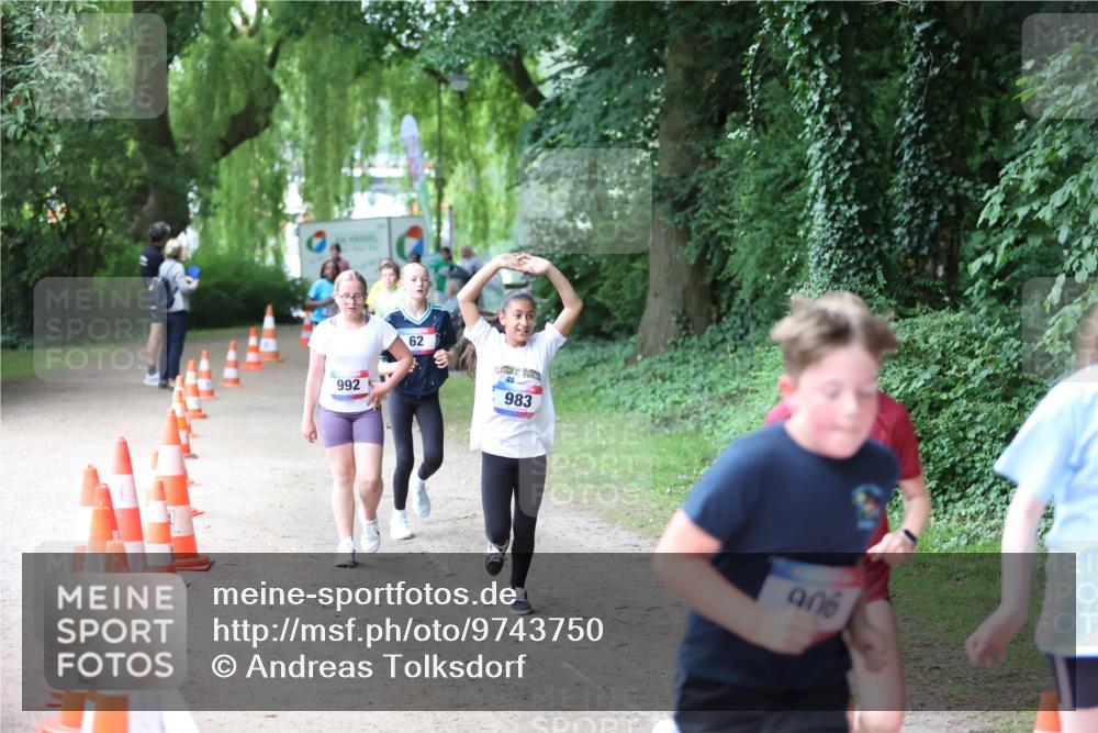 12.06.2026 - Holstenköstenlauf Andreas Tolksdorf http://msf.ph/oto/9743750 12.06.2026 16:54:09 Laufen 992, 62, 983, 906 meine-sportfotos.de