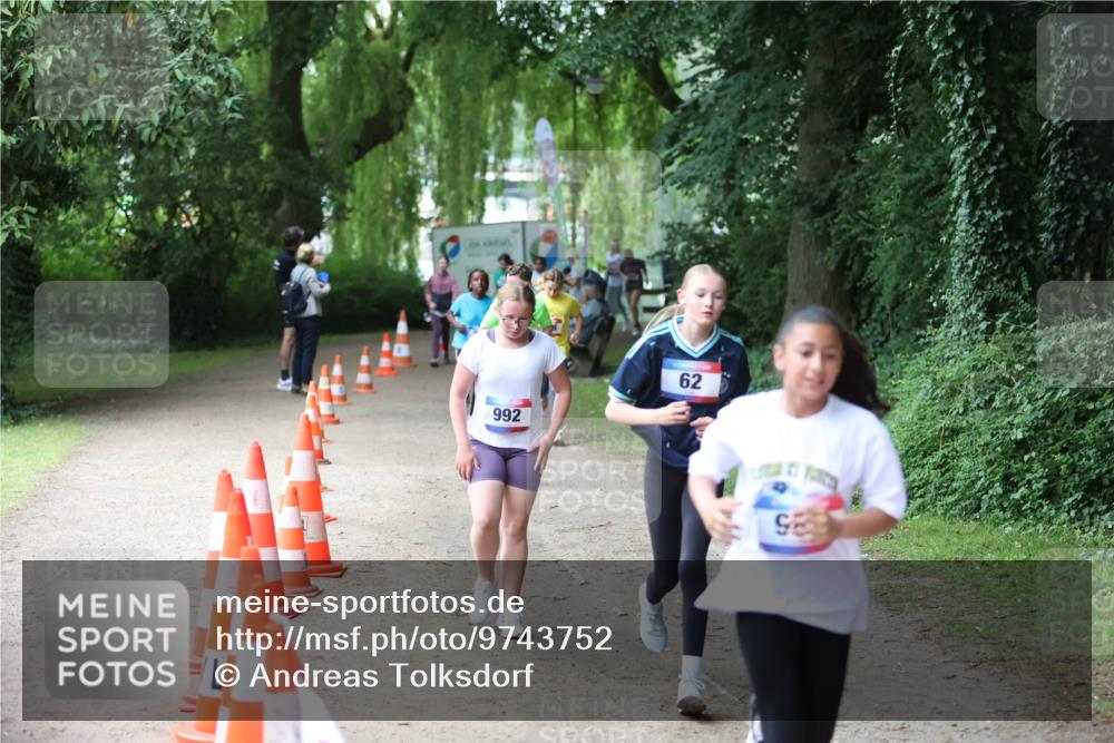 12.06.2026 - Holstenköstenlauf Andreas Tolksdorf http://msf.ph/oto/9743752 12.06.2026 16:54:10 Laufen 992, 62 meine-sportfotos.de