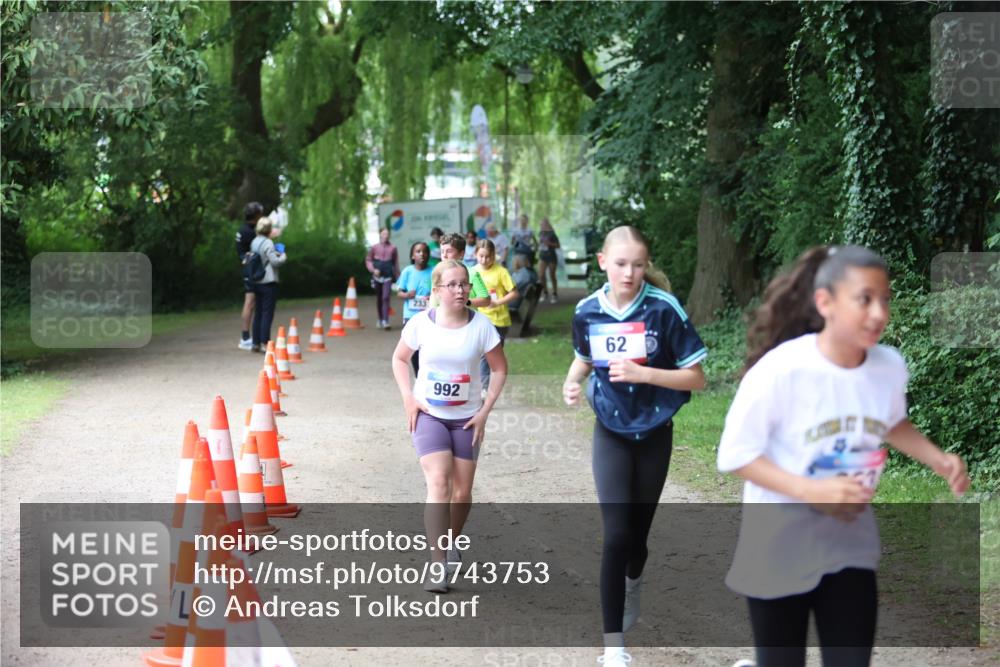 12.06.2026 - Holstenköstenlauf Andreas Tolksdorf http://msf.ph/oto/9743753 12.06.2026 16:54:11 Laufen 233, 992, 62 meine-sportfotos.de