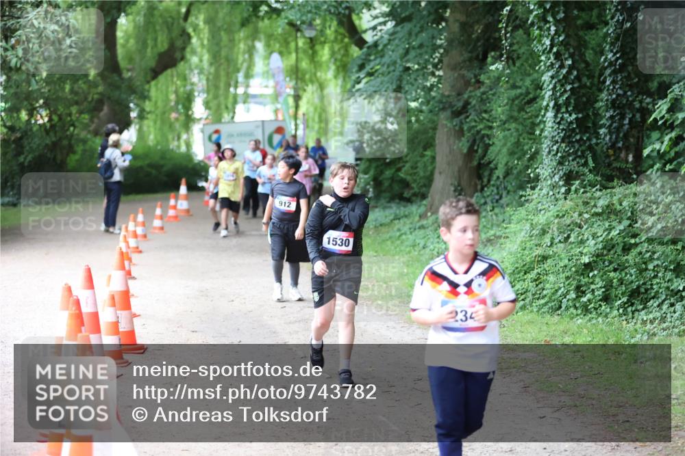 12.06.2026 - Holstenköstenlauf Andreas Tolksdorf http://msf.ph/oto/9743782 12.06.2026 16:54:44 Laufen 912, 1530, 235 meine-sportfotos.de