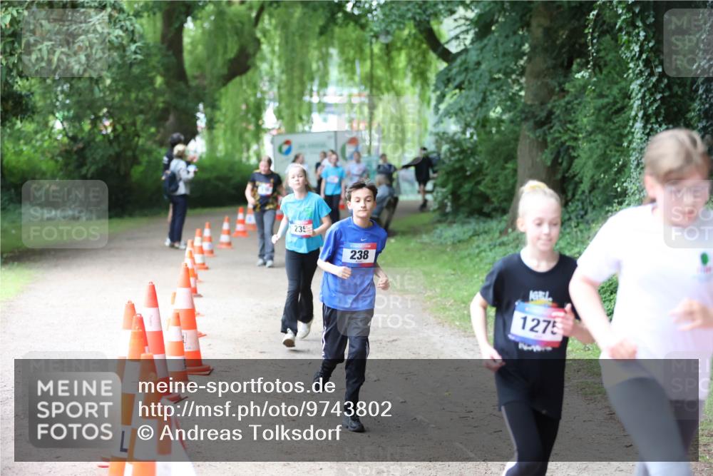 12.06.2026 - Holstenköstenlauf Andreas Tolksdorf http://msf.ph/oto/9743802 12.06.2026 16:55:04 Laufen 235, 238, 1275 meine-sportfotos.de