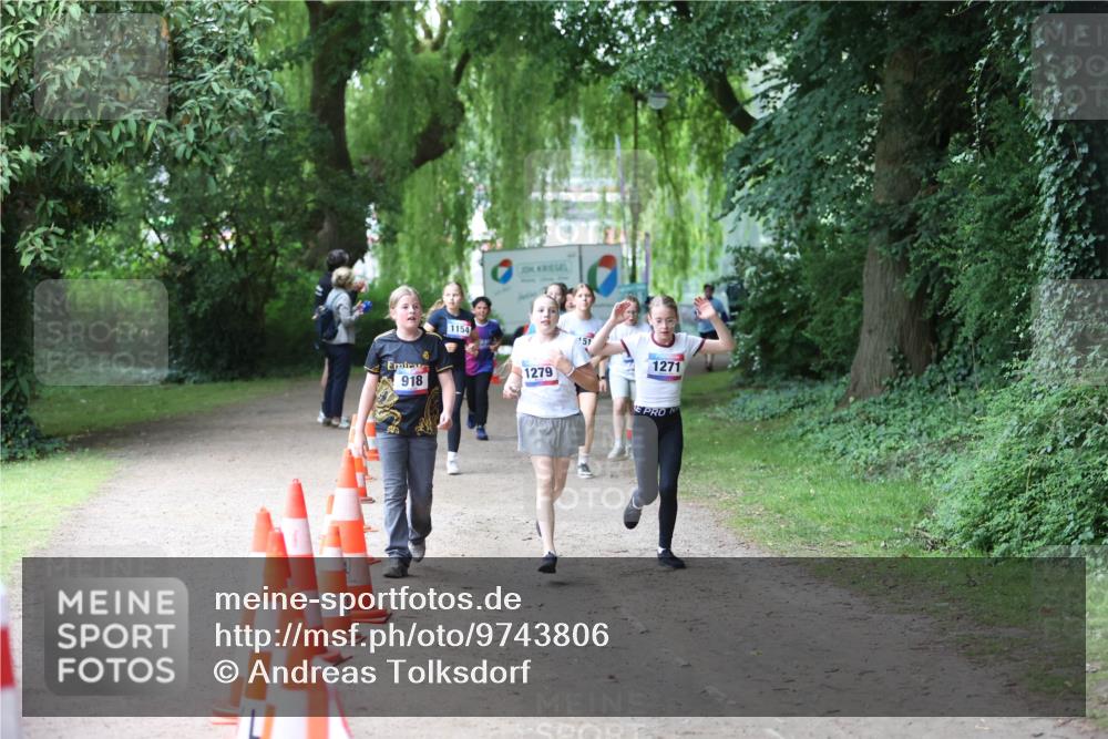 12.06.2026 - Holstenköstenlauf Andreas Tolksdorf http://msf.ph/oto/9743806 12.06.2026 16:55:10 Laufen 918, 1154, 1279, 151, 1271 meine-sportfotos.de