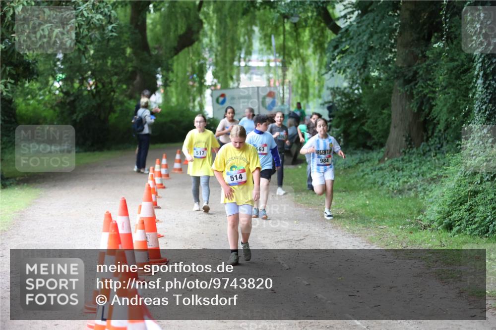 12.06.2026 - Holstenköstenlauf Andreas Tolksdorf http://msf.ph/oto/9743820 12.06.2026 16:55:28 Laufen 663, 984, 517, 514 meine-sportfotos.de