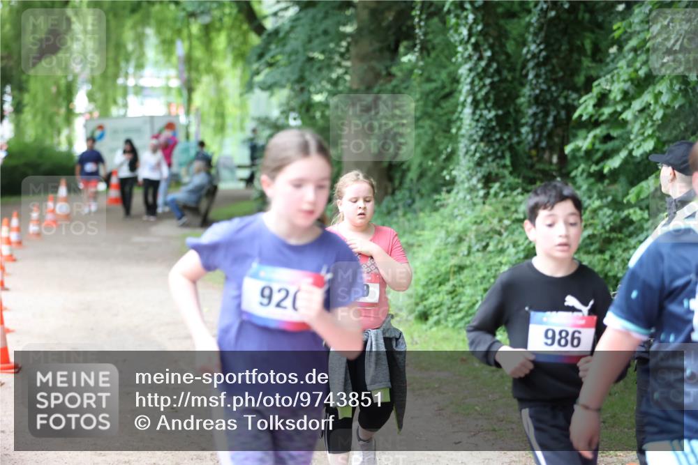 12.06.2026 - Holstenköstenlauf Andreas Tolksdorf http://msf.ph/oto/9743851 12.06.2026 16:56:04 Laufen 920, 986 meine-sportfotos.de