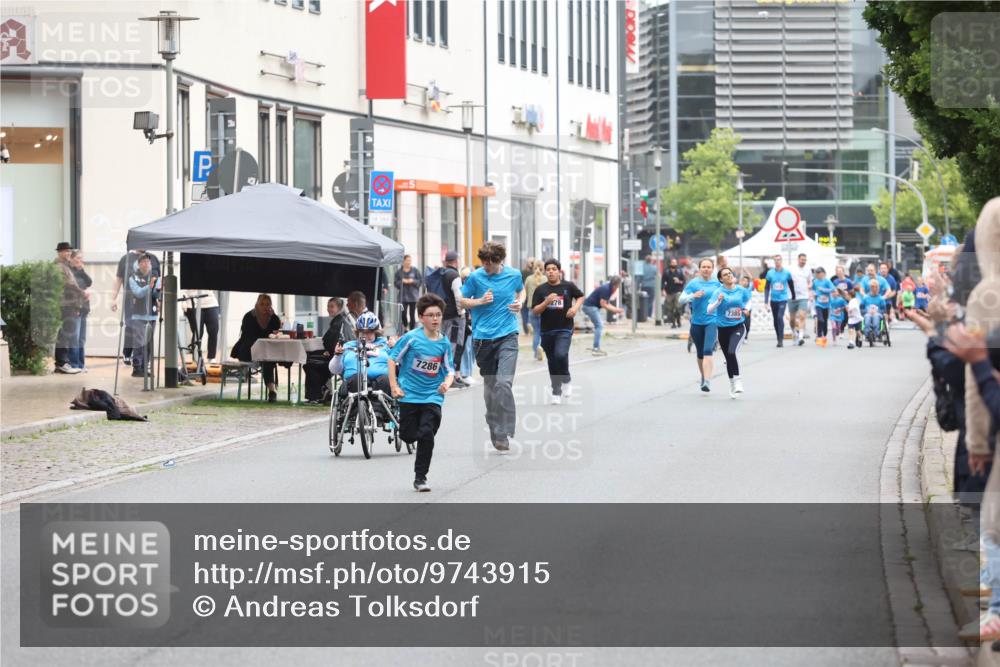 12.06.2026 - Holstenköstenlauf Andreas Tolksdorf http://msf.ph/oto/9743915 12.06.2026 17:07:15 Laufen 7286, 7385 meine-sportfotos.de