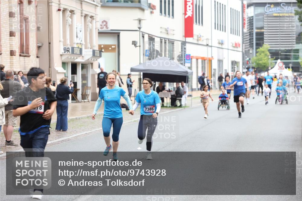 12.06.2026 - Holstenköstenlauf Andreas Tolksdorf http://msf.ph/oto/9743928 12.06.2026 17:07:27 Laufen 18, 7385, 22304 meine-sportfotos.de