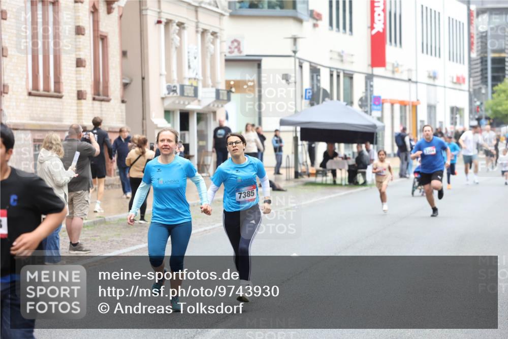 12.06.2026 - Holstenköstenlauf Andreas Tolksdorf http://msf.ph/oto/9743930 12.06.2026 17:07:28 Laufen 7385 meine-sportfotos.de