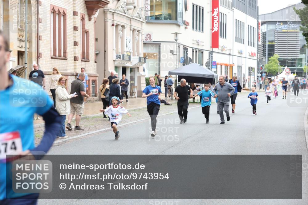 12.06.2026 - Holstenköstenlauf Andreas Tolksdorf http://msf.ph/oto/9743954 12.06.2026 17:07:47 Laufen 74, 7511 meine-sportfotos.de