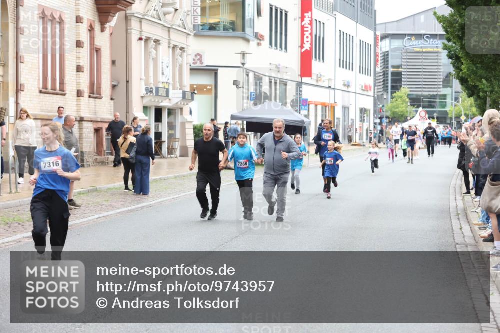12.06.2026 - Holstenköstenlauf Andreas Tolksdorf http://msf.ph/oto/9743957 12.06.2026 17:07:49 Laufen 7316, 7288 meine-sportfotos.de
