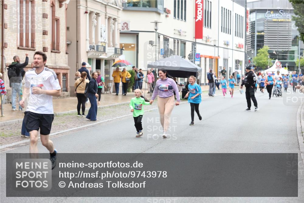 12.06.2026 - Holstenköstenlauf Andreas Tolksdorf http://msf.ph/oto/9743978 12.06.2026 17:08:11 Laufen 7413, 7283 meine-sportfotos.de
