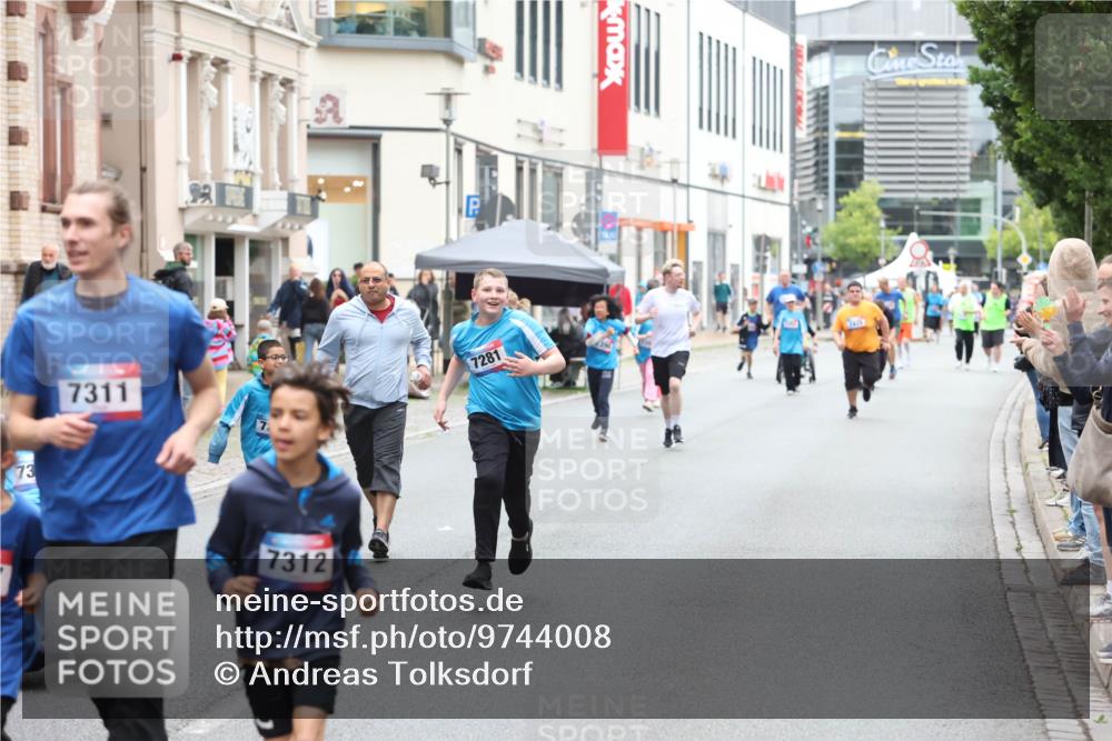 12.06.2026 - Holstenköstenlauf Andreas Tolksdorf http://msf.ph/oto/9744008 12.06.2026 17:08:38 Laufen 73, 7311, 7312, 7281 meine-sportfotos.de