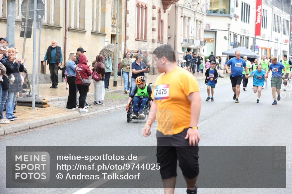 12.06.2026 - Holstenköstenlauf Andreas Tolksdorf http://msf.ph/oto/9744025 12.06.2026 17:08:53 Laufen 7475, 7294, 7309, 7320, 7264 meine-sportfotos.de