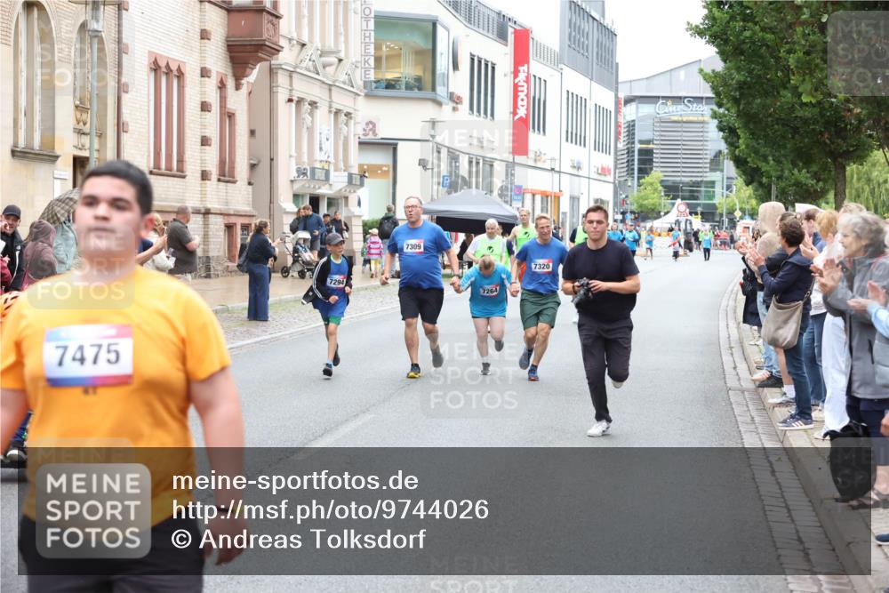 12.06.2026 - Holstenköstenlauf Andreas Tolksdorf http://msf.ph/oto/9744026 12.06.2026 17:08:55 Laufen 7475, 7294, 7309, 7264, 7320 meine-sportfotos.de