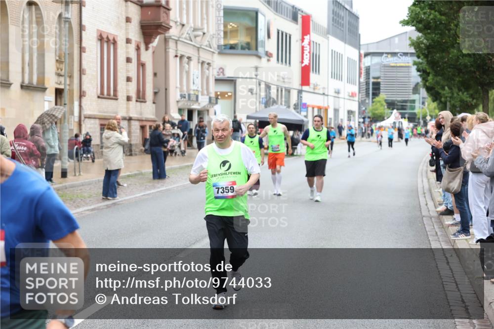 12.06.2026 - Holstenköstenlauf Andreas Tolksdorf http://msf.ph/oto/9744033 12.06.2026 17:09:00 Laufen 7359, 4204 meine-sportfotos.de