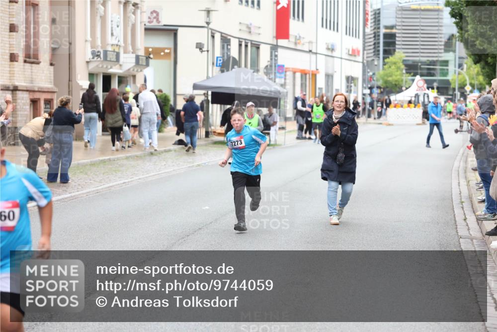 12.06.2026 - Holstenköstenlauf Andreas Tolksdorf http://msf.ph/oto/9744059 12.06.2026 17:09:36 Laufen 60, 7273 meine-sportfotos.de