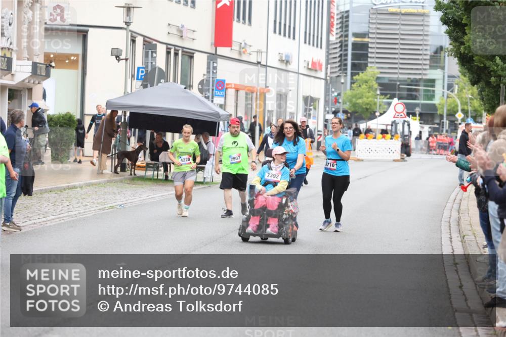 12.06.2026 - Holstenköstenlauf Andreas Tolksdorf http://msf.ph/oto/9744085 12.06.2026 17:10:40 Laufen 4220, 7507, 7392, 3710 meine-sportfotos.de