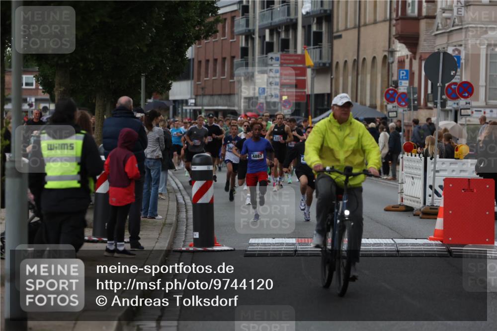 12.06.2026 - Holstenköstenlauf Andreas Tolksdorf http://msf.ph/oto/9744120 12.06.2026 17:33:11 Laufen 24887, 3333 meine-sportfotos.de