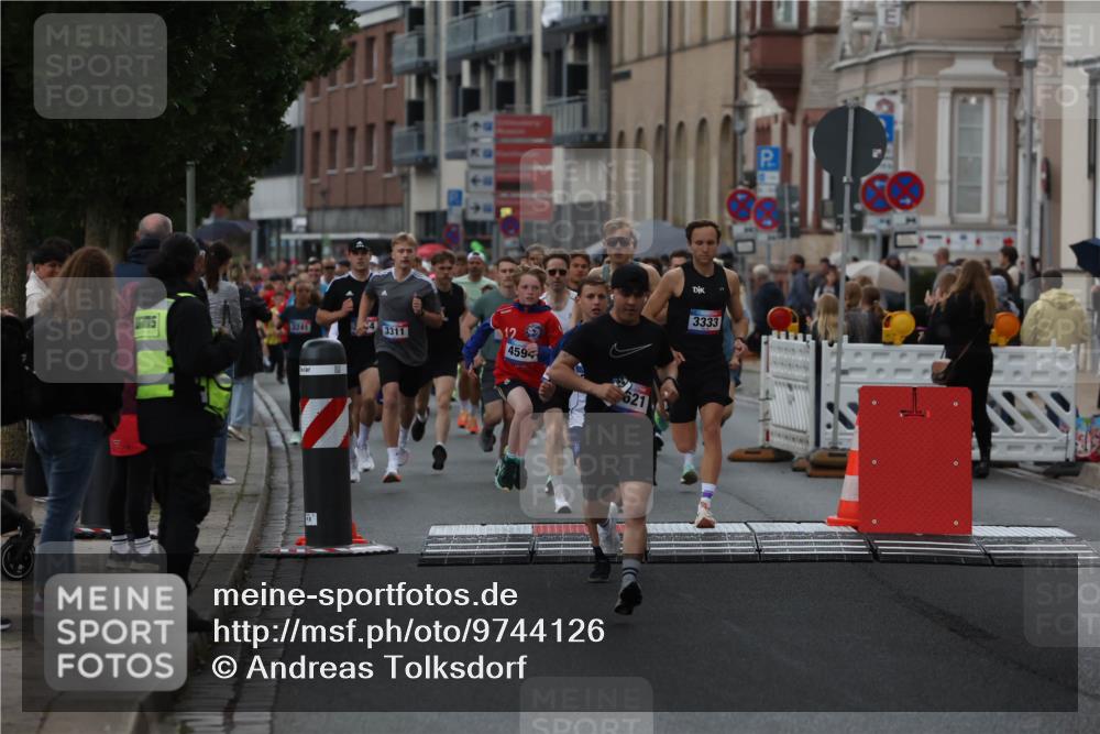 12.06.2026 - Holstenköstenlauf Andreas Tolksdorf http://msf.ph/oto/9744126 12.06.2026 17:33:15 Laufen 3241, 3311, 12, 4594, 621, 3333 meine-sportfotos.de
