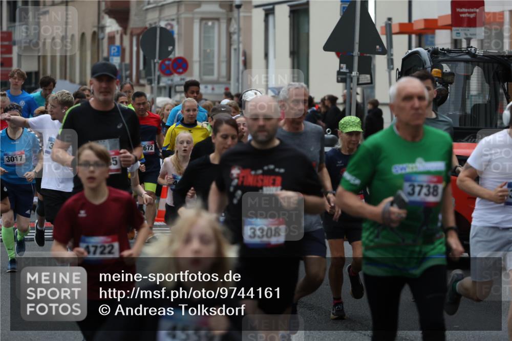 12.06.2026 - Holstenköstenlauf Andreas Tolksdorf http://msf.ph/oto/9744161 12.06.2026 17:33:45 Laufen 3017, 5, 672, 4722, 455, 3308, 3738 meine-sportfotos.de