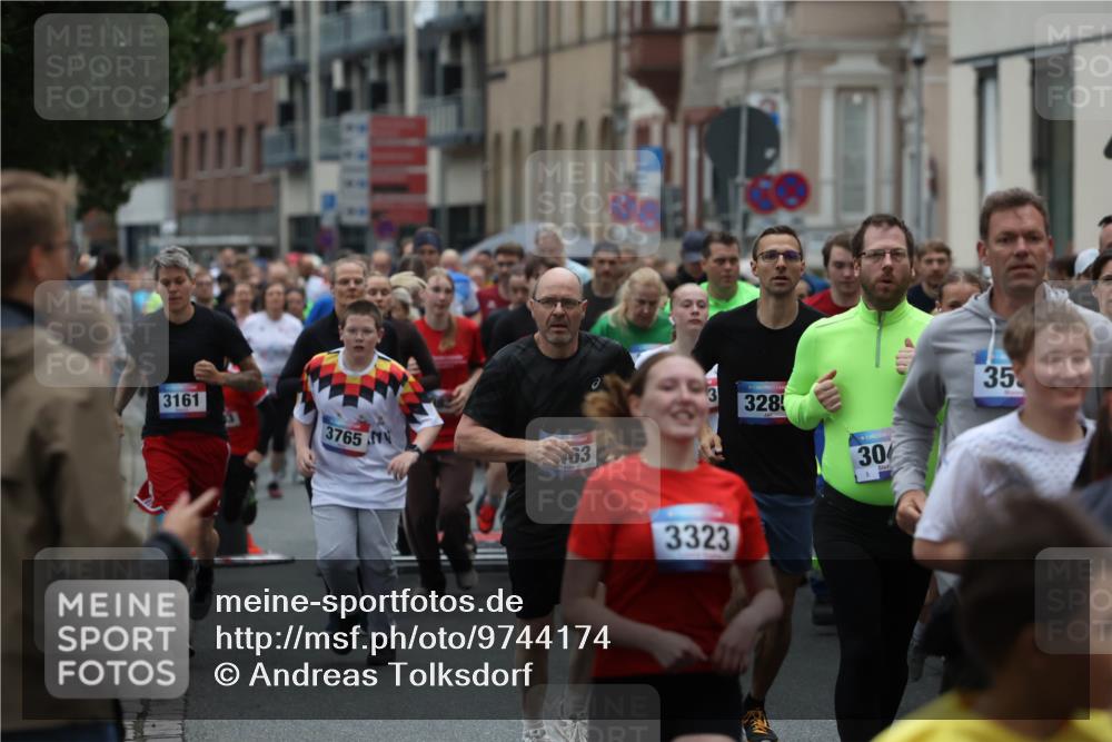 12.06.2026 - Holstenköstenlauf Andreas Tolksdorf http://msf.ph/oto/9744174 12.06.2026 17:33:54 Laufen 3161, 3765, 63, 328, 30, 35, 3323 meine-sportfotos.de