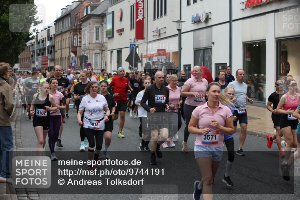 12.06.2026 - Holstenköstenlauf Andreas Tolksdorf http://msf.ph/oto/9744191 12.06.2026 17:34:06 Laufen 4724, 637, 4107, 3815, 357, 4521, 3527, 3571, 3068, 31 meine-sportfotos.de