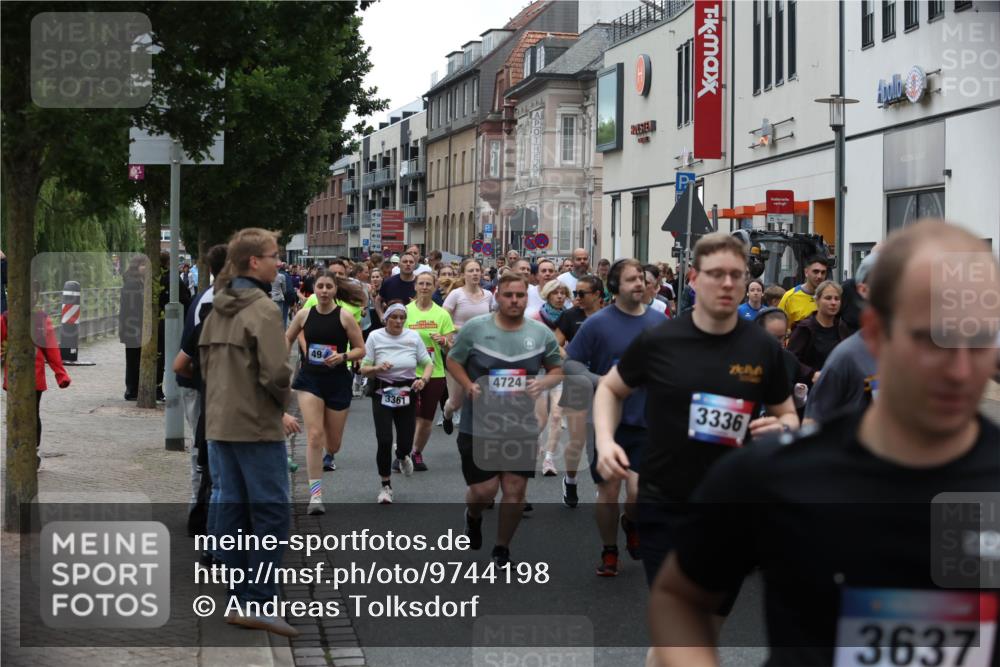 12.06.2026 - Holstenköstenlauf Andreas Tolksdorf http://msf.ph/oto/9744198 12.06.2026 17:34:10 Laufen 49, 3361, 4724, 3336, 3637 meine-sportfotos.de