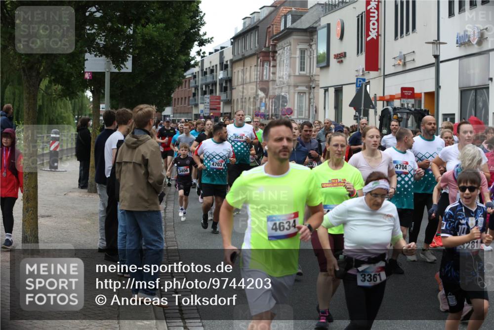 12.06.2026 - Holstenköstenlauf Andreas Tolksdorf http://msf.ph/oto/9744203 12.06.2026 17:34:13 Laufen 3545, 70, 4703, 6261, 3406, 4634, 3361, 4704, 3281 meine-sportfotos.de