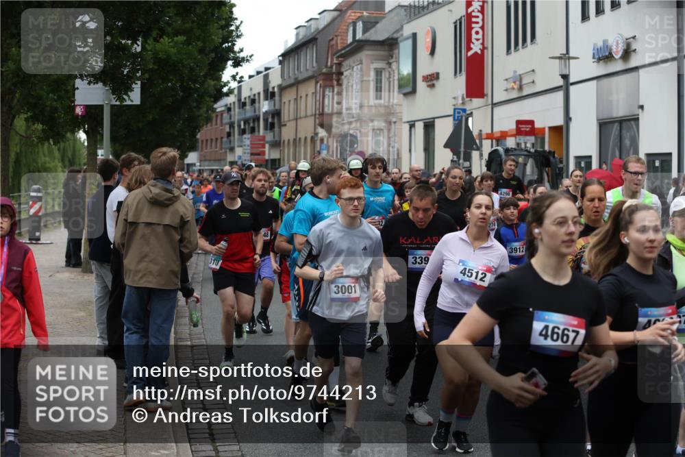 12.06.2026 - Holstenköstenlauf Andreas Tolksdorf http://msf.ph/oto/9744213 12.06.2026 17:34:18 Laufen 310, 48, 3001, 339, 4512, 4298, 3912, 4667 meine-sportfotos.de