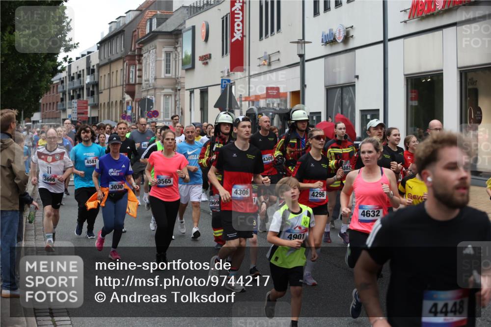 12.06.2026 - Holstenköstenlauf Andreas Tolksdorf http://msf.ph/oto/9744217 12.06.2026 17:34:22 Laufen 11, 3666, 4581, 3030, 3565, 3969, 4306, 4309, 4901, 4882, 4296, 4632, 4448 meine-sportfotos.de