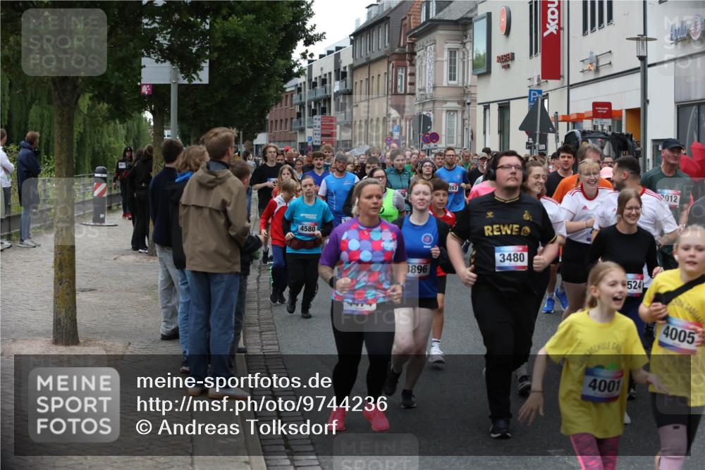 12.06.2026 - Holstenköstenlauf Andreas Tolksdorf http://msf.ph/oto/9744236 12.06.2026 17:34:34 Laufen 4580, 2, 3896, 353, 3480, 524, 4001, 012, 4005 meine-sportfotos.de