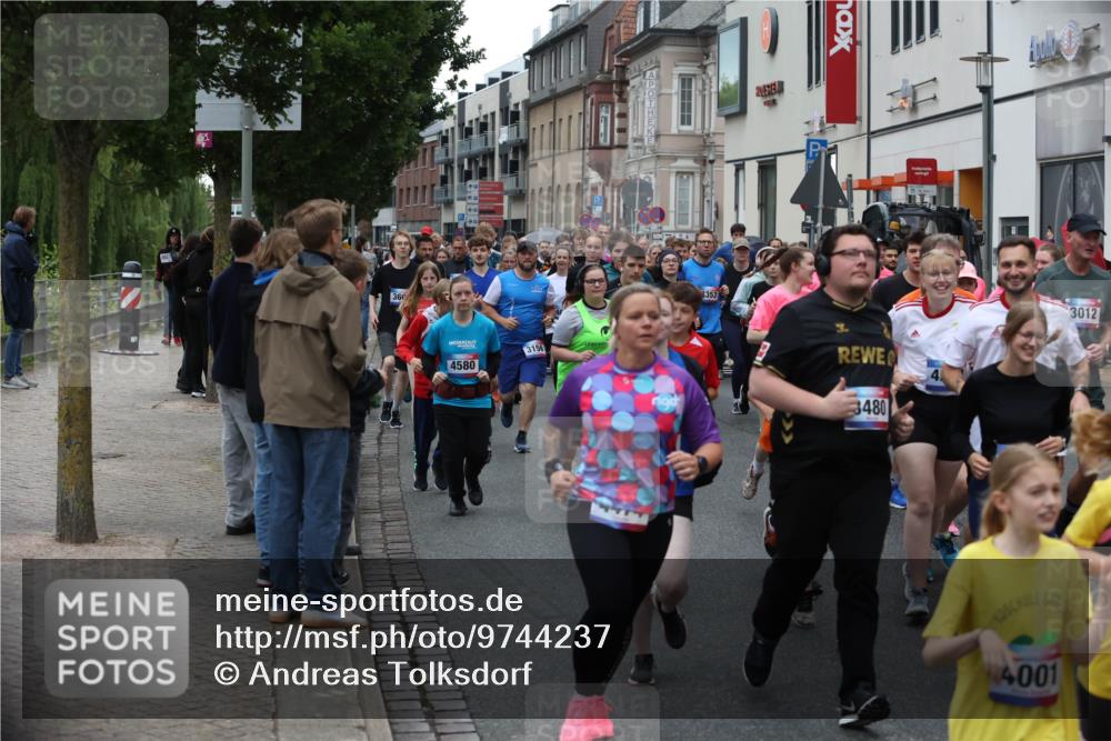 12.06.2026 - Holstenköstenlauf Andreas Tolksdorf http://msf.ph/oto/9744237 12.06.2026 17:34:34 Laufen 360, 4580, 3156, 353, 3, 3480, 3012, 4001 meine-sportfotos.de