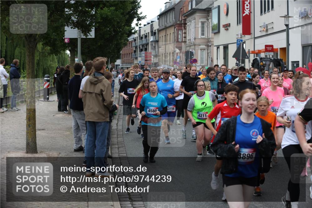 12.06.2026 - Holstenköstenlauf Andreas Tolksdorf http://msf.ph/oto/9744239 12.06.2026 17:34:35 Laufen 3600, 4580, 3156, 36, 4211, 740, 3896, 367 meine-sportfotos.de