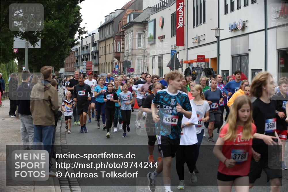 12.06.2026 - Holstenköstenlauf Andreas Tolksdorf http://msf.ph/oto/9744244 12.06.2026 17:34:39 Laufen 4861, 4859, 49, 3926, 3929, 46, 4564, 44, 3138, 3788, 3600, 33 meine-sportfotos.de