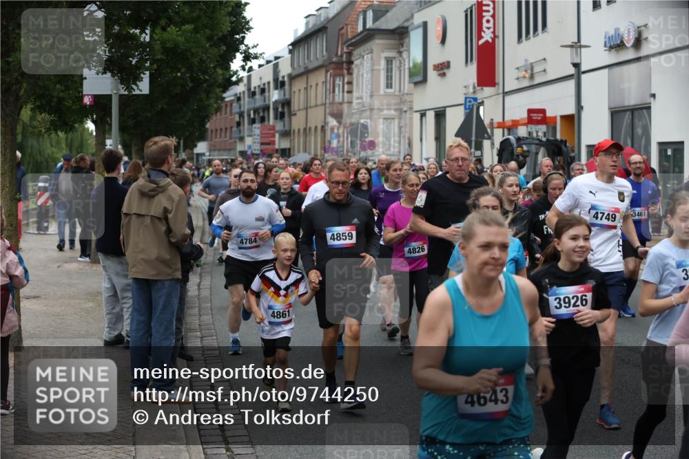12.06.2026 - Holstenköstenlauf Andreas Tolksdorf http://msf.ph/oto/9744250 12.06.2026 17:34:43 Laufen 4784, 4861, 4859, 4826, 4643, 4749, 3461, 3926, 3 meine-sportfotos.de