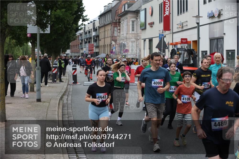 12.06.2026 - Holstenköstenlauf Andreas Tolksdorf http://msf.ph/oto/9744271 12.06.2026 17:35:03 Laufen 4642, 608, 40, 95, 4099, 4141, 4109, 4739, 4489 meine-sportfotos.de