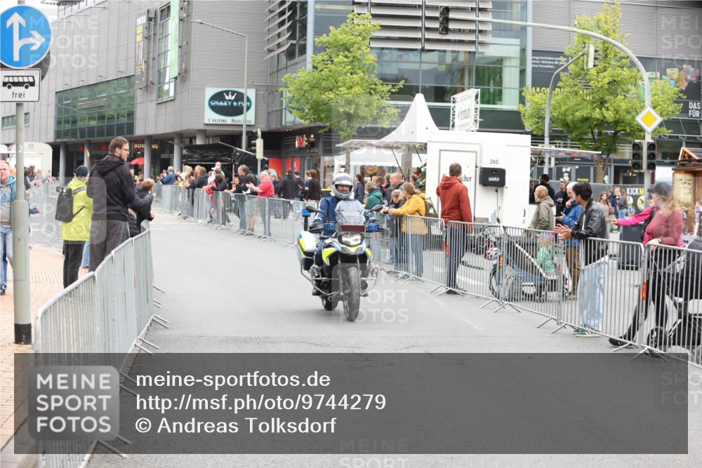 12.06.2026 - Holstenköstenlauf Andreas Tolksdorf http://msf.ph/oto/9744279 12.06.2026 17:48:06 Laufen 265 meine-sportfotos.de